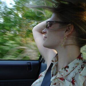 Meet your Posher, Sharon